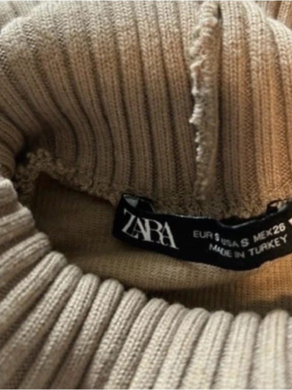 Zara Tan Sleeveless Ribbed Turtleneck Sweater Top - Picture 3 of 3